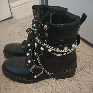 Black combat boots embellished with chains. Size 9